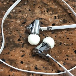 Lady Gaga Heartbeats by Dr. Dre